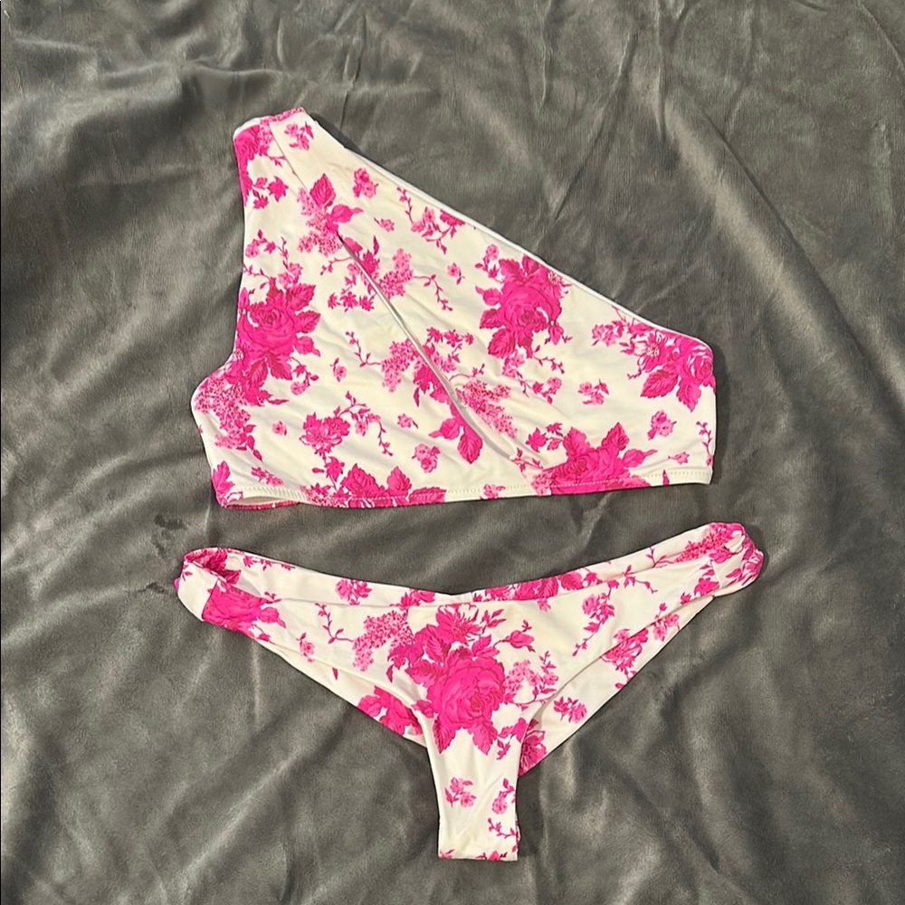 Frankie’s Bikinis Pink and white Floral One-Shoulder Bikini Set